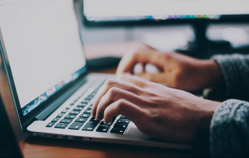 终身维护-自主研发商用管理系统，三级等保安全标准，保障网站流畅运行